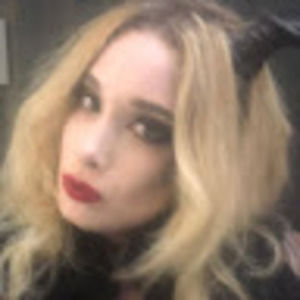 Meet your Posher, Savannah